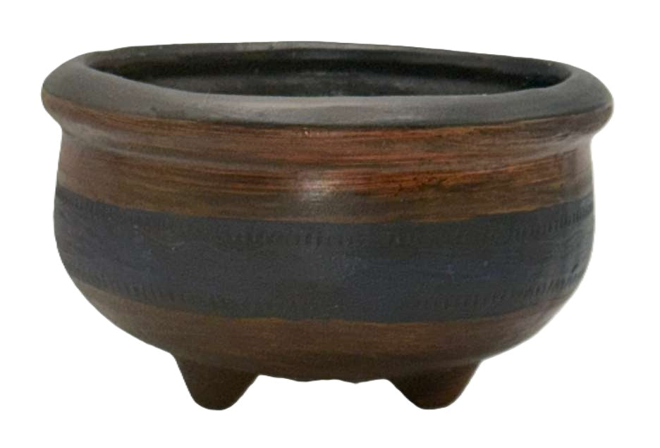 Classic Tres Patas Planter