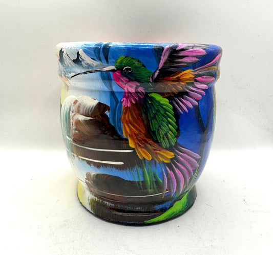Hummingbird Barril Planter
